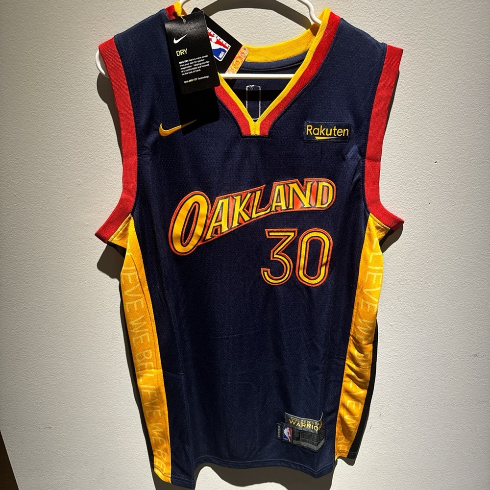 Oakland Warriors #30 curry
